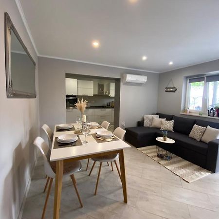 Apartman Petra Gustirna Ngoại thất bức ảnh